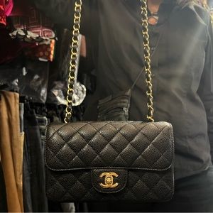 Brand new Chanel 2019 caviar leather small Chanel bag with gold hardware
